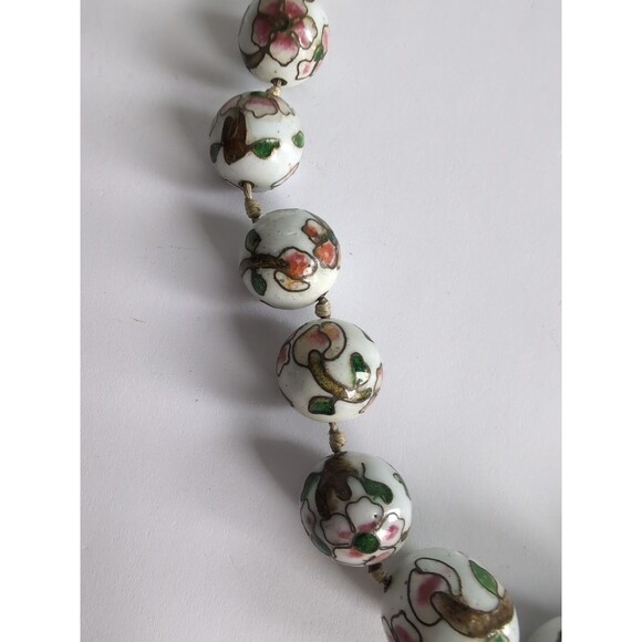 VTG Chinese White Pink Cloisonne Paint Style Knotted Glass Bead 27" Necklace - Picture 6 of 14